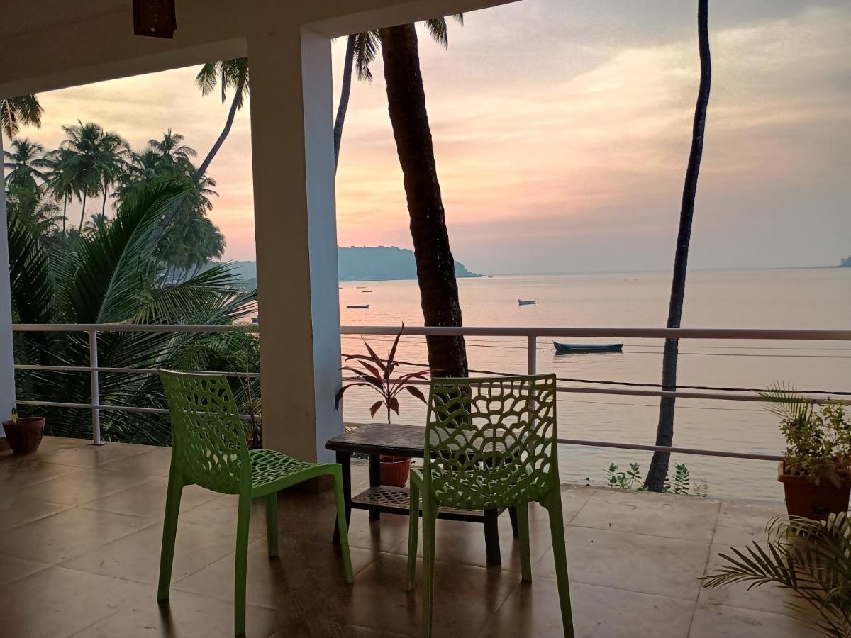 Gs Home On The Bay - Super Sea View Glass Studio Apartment فاغاتور المظهر الخارجي الصورة